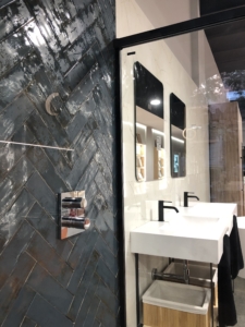 Exposición baño OMSA